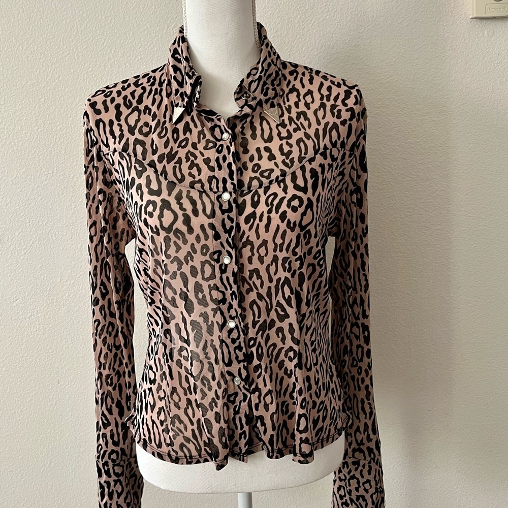 Leopard Print Button-Up Blouse - Picture 8 of 10